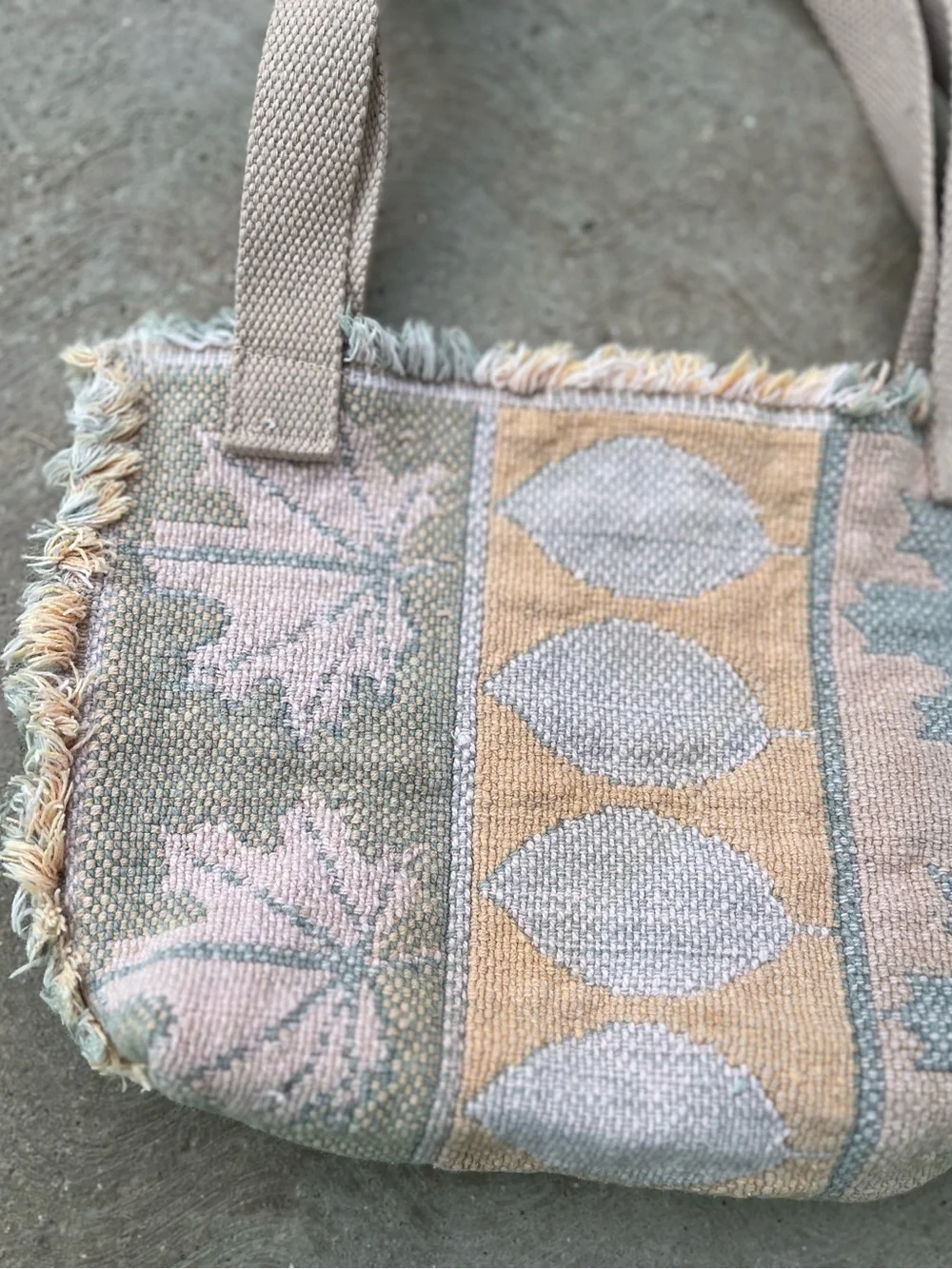 UNBRANDED | Small Woven Pastel Leaf-Print Tapestry Tote Bag